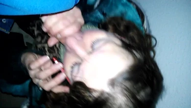 Заснял свою малую в парадном на камеру, как та работает своим грязным ротиком