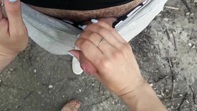 Оля специально снимает, как сосёт другому прямо на улице, чтобы разозлить бывшего парня