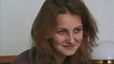 18-летняя румыночка пришла на порнокастинг и весело дала Вудману в письку и жопу