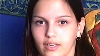 Вудман ебёт очень красивую студенточку, а она под его хуем вопит благим матом