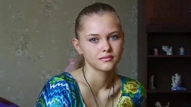 Русская малышка с волосатой пиздой ожидаемо оказалась на хую Пьера Вудмана