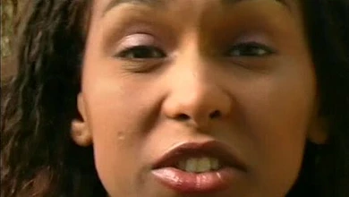 Негритяночка во второй раз пришла к Вудману, всё-таки согласившись потрахаться в  жопу