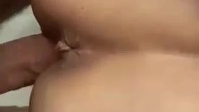 Жену с геморроем ебу в смачную письку