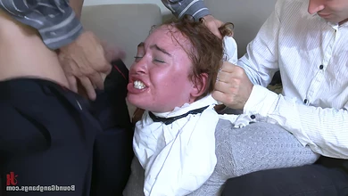 Вместо съёмок в фильме эту дуру насильно пятеро выебли